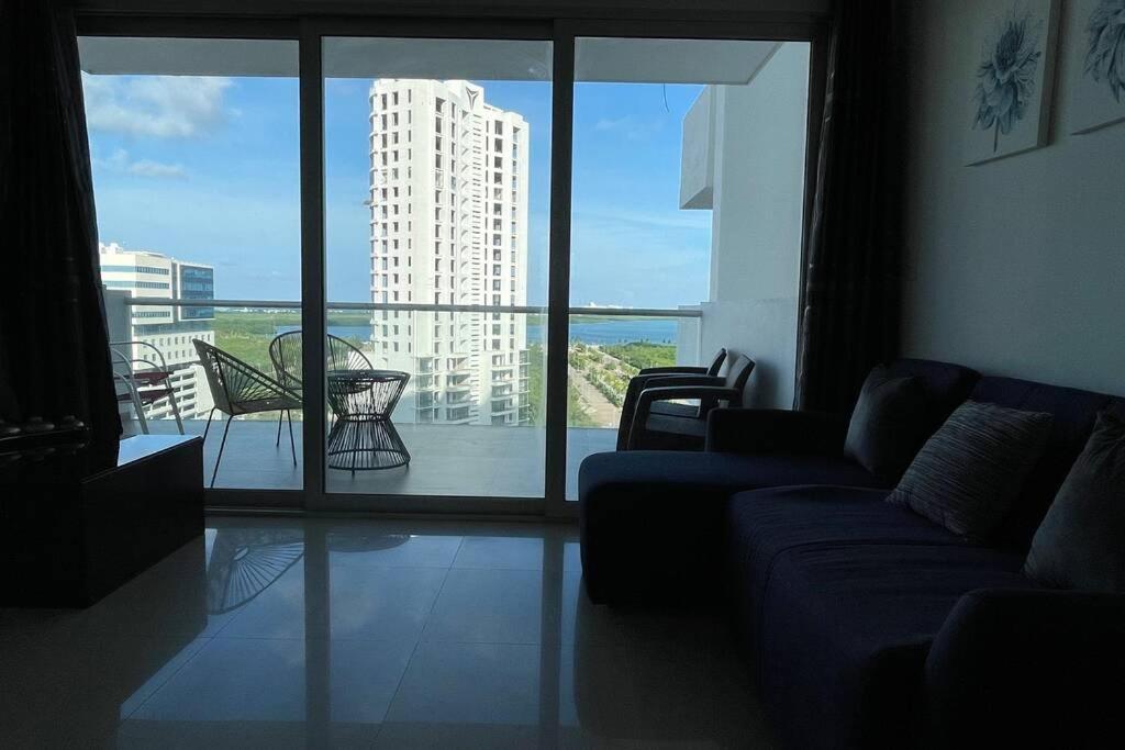 Malecon Americas By Andiani Travel Cancún Eksteriør bilde
