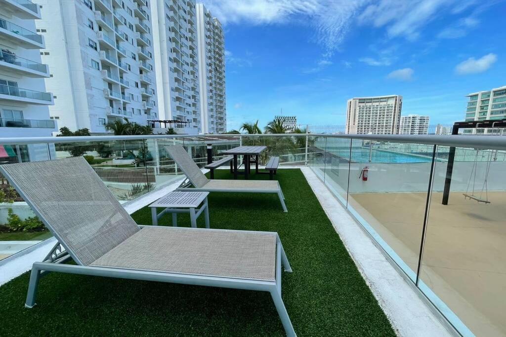 Malecon Americas By Andiani Travel Cancún Eksteriør bilde